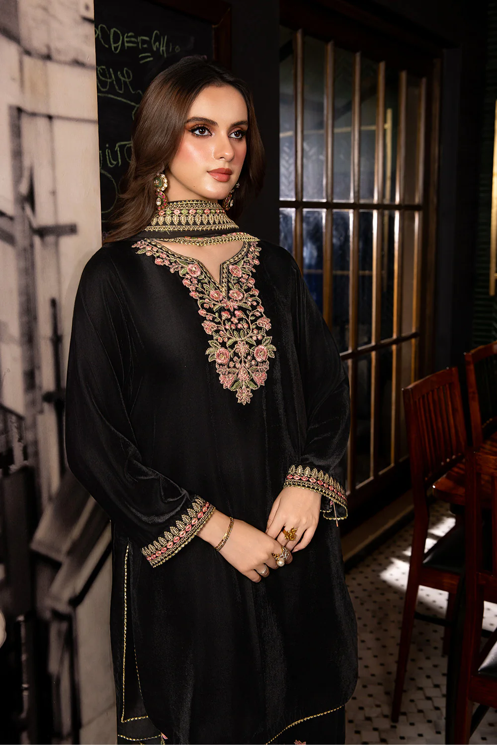 3 Piece - Embroidered Premium Velvet Suit V001019 - Image 3