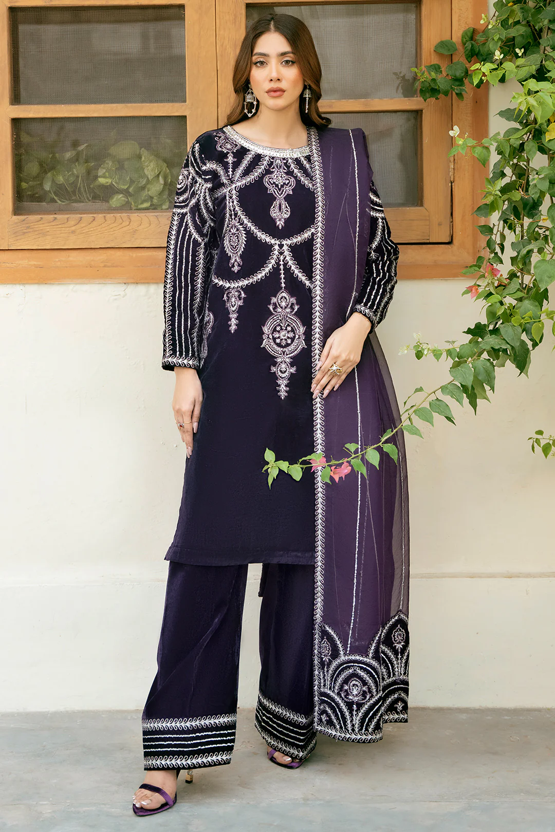 3 Piece - Embroidered Premium Velvet Suit V1011 - Image 3